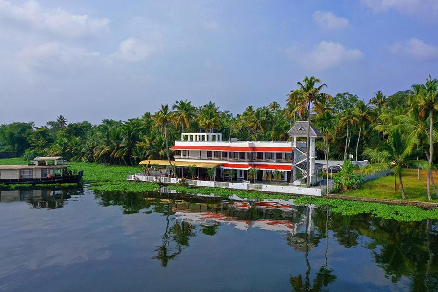 Vembanad Village Backwater Resort Alappuzha Exteriör bild