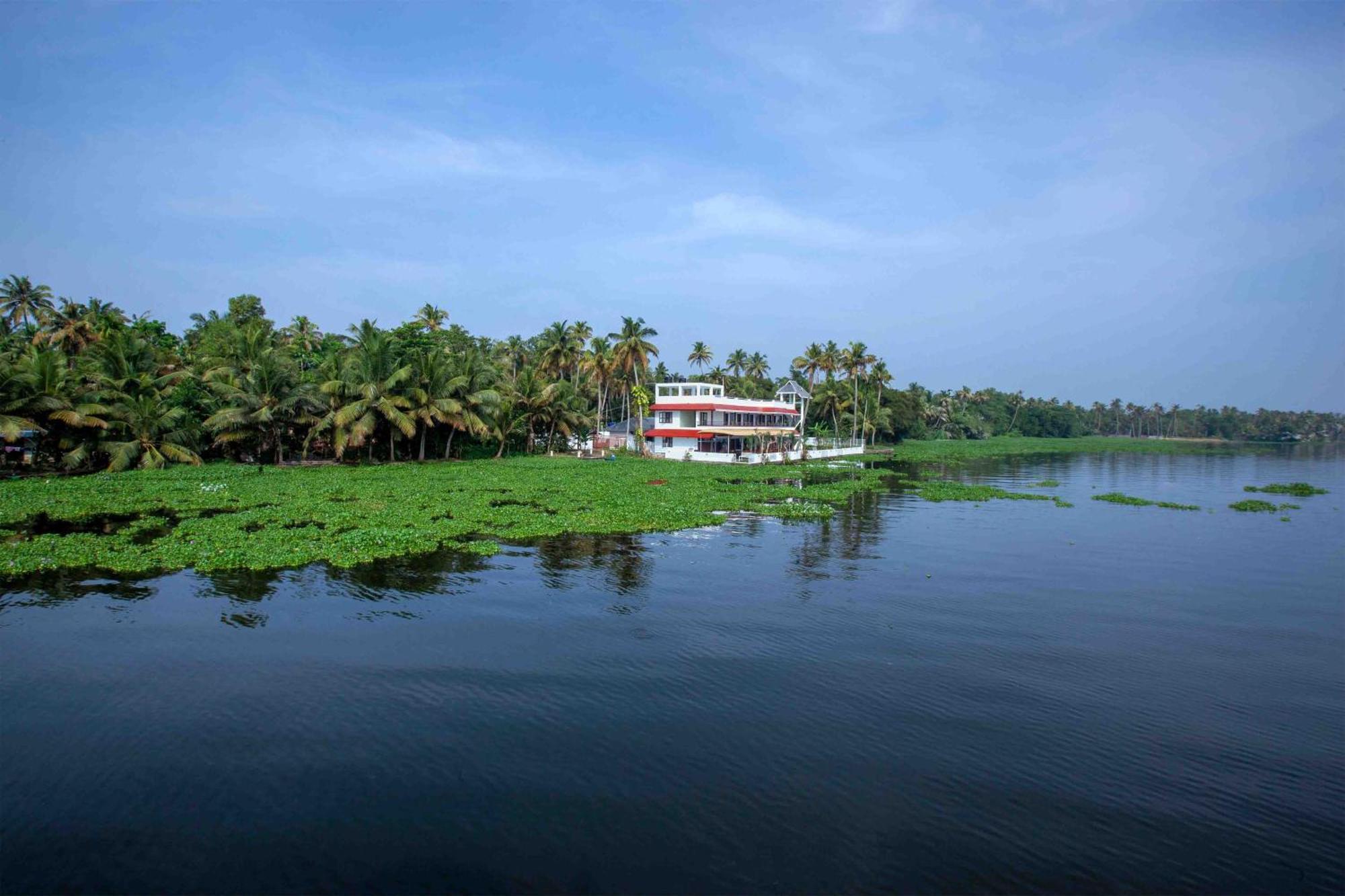 Vembanad Village Backwater Resort Alappuzha Exteriör bild